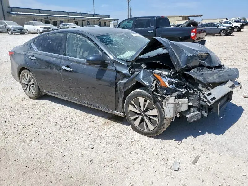 2019 NISSAN ALTIMA SL  