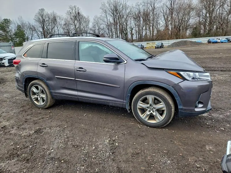 2019 TOYOTA HIGHLANDER LIMITED  