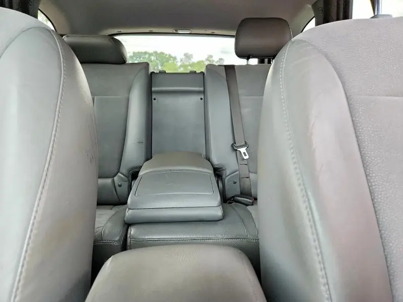 2012 HYUNDAI SANTA FE SE  