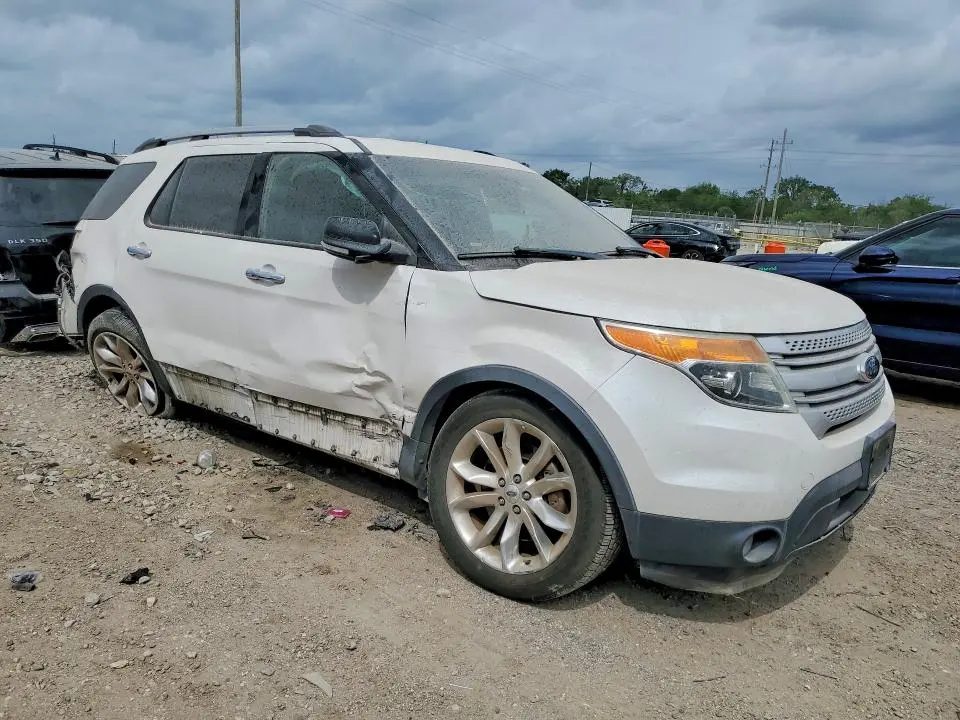 2014 FORD EXPLORER XLT  