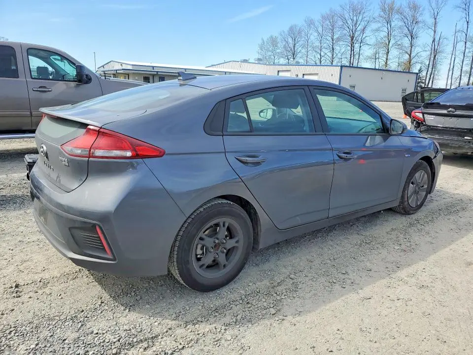 2018 HYUNDAI IONIQ BLUE  