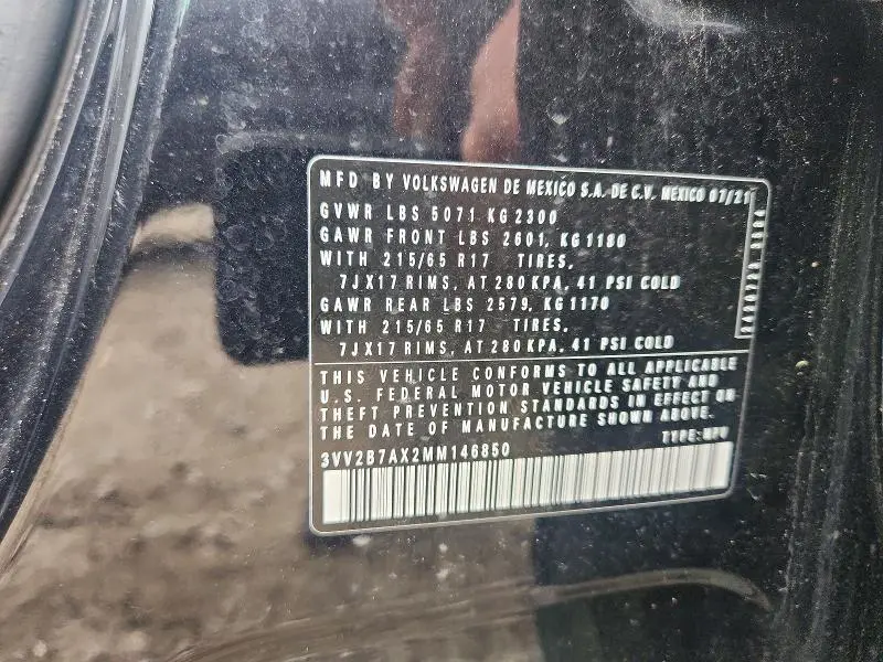 2021 VOLKSWAGEN TIGUAN SE  
