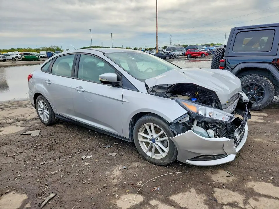 2018 FORD FOCUS SE  
