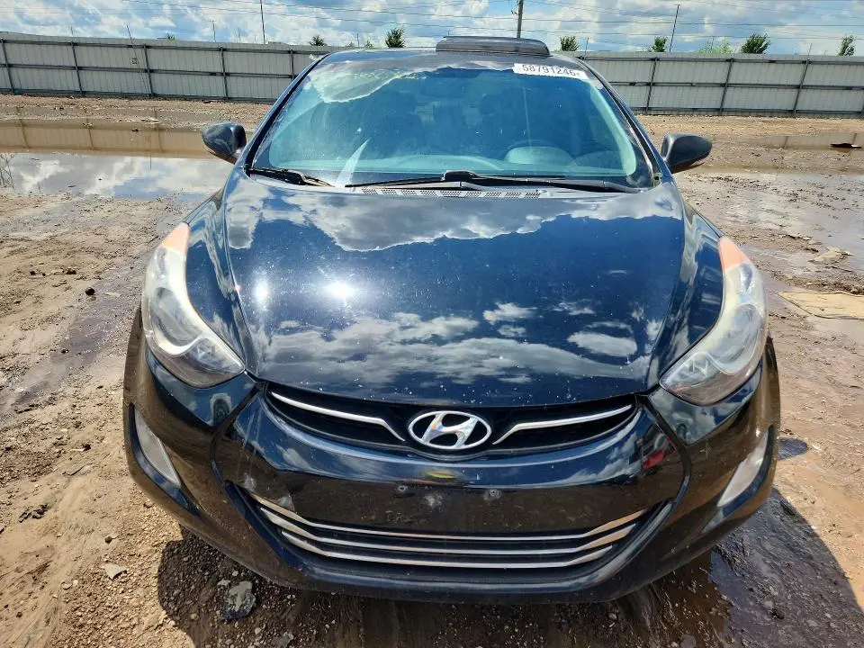2013 HYUNDAI ELANTRA   