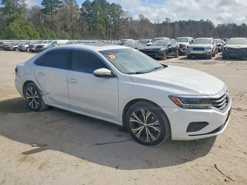 2021 VOLKSWAGEN PASSAT SE  