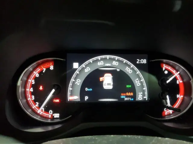 2025 TOYOTA RAV4 XLE  