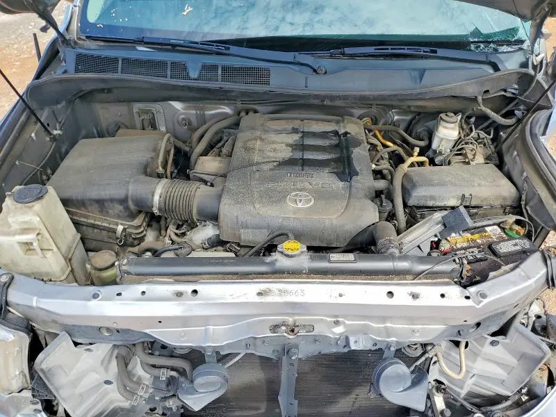 2013 TOYOTA TUNDRA CREWMAX SR5  