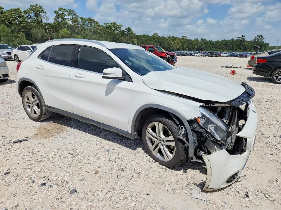 2019 MERCEDES-BENZ GLA 250  