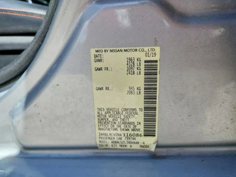 2019 NISSAN ALTIMA SR  