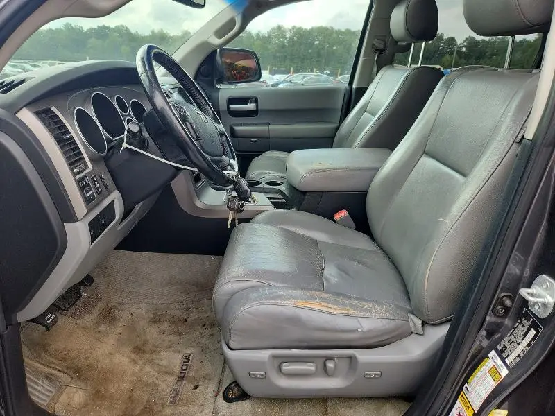 2011 TOYOTA SEQUOIA LIMITED  
