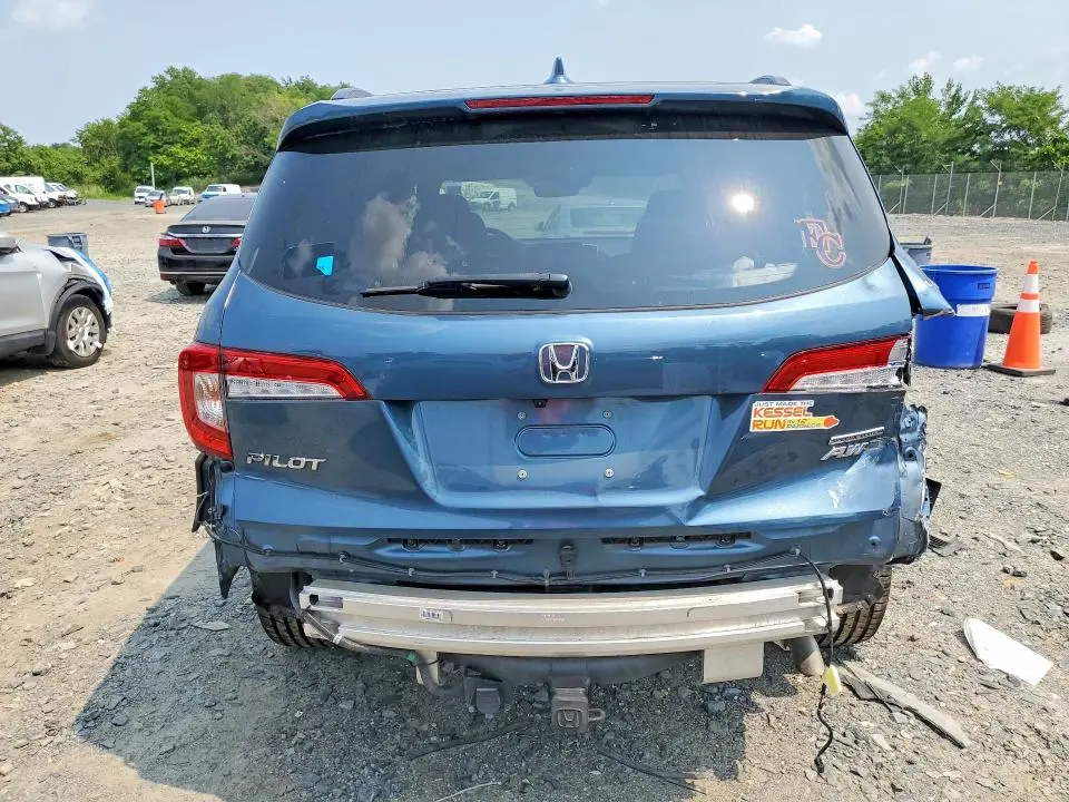 2021 HONDA PILOT SE  