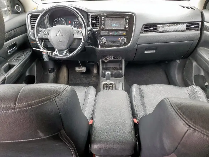 2016 MITSUBISHI OUTLANDER SE  