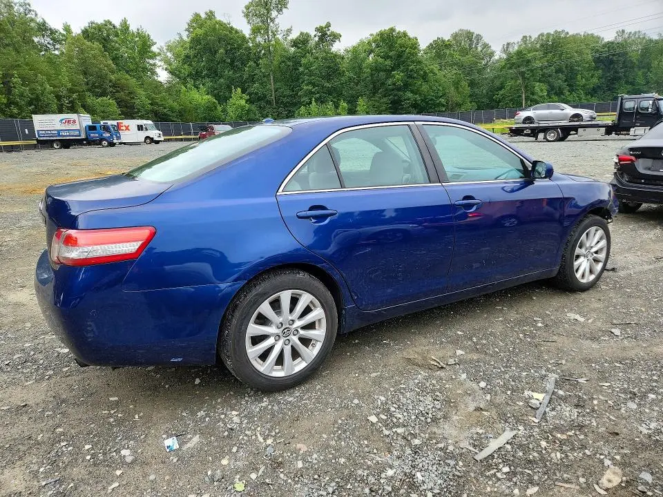 2010 TOYOTA CAMRY   