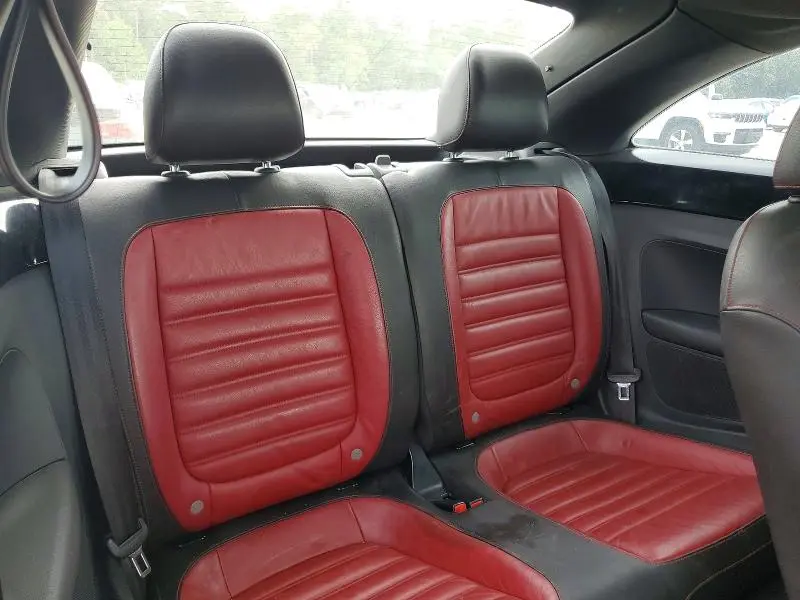 2012 VOLKSWAGEN BEETLE TURBO  