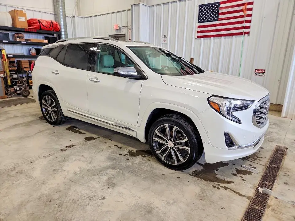 2021 GMC TERRAIN DENALI  