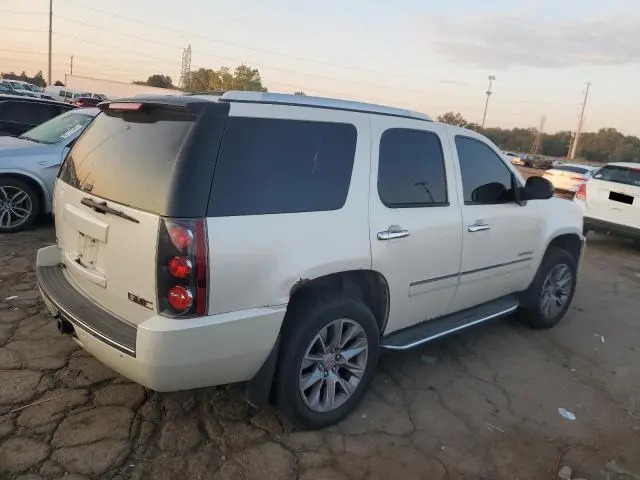 2011 GMC YUKON DENALI  
