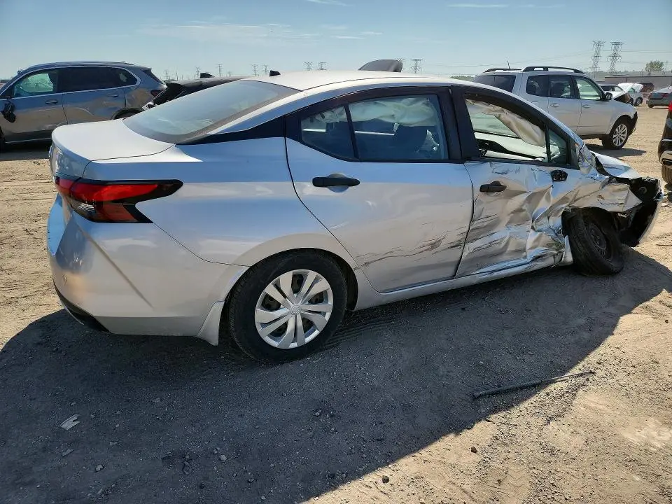 2020 NISSAN VERSA S  