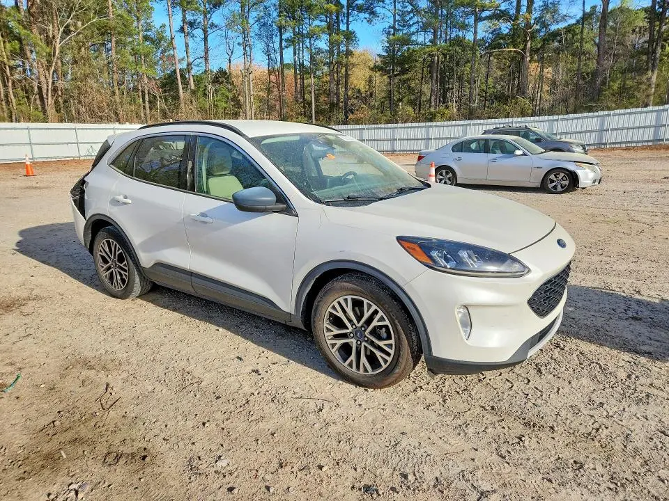 2020 FORD ESCAPE   