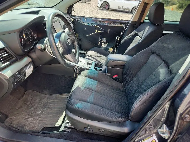 2010 SUBARU LEGACY 2.5I PREMIUM  