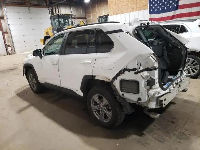 2022 TOYOTA RAV4 XLE  