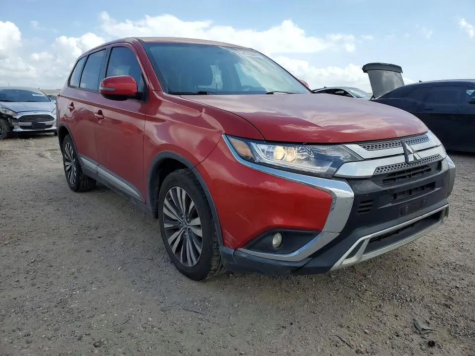 2019 MITSUBISHI OUTLANDER SE  