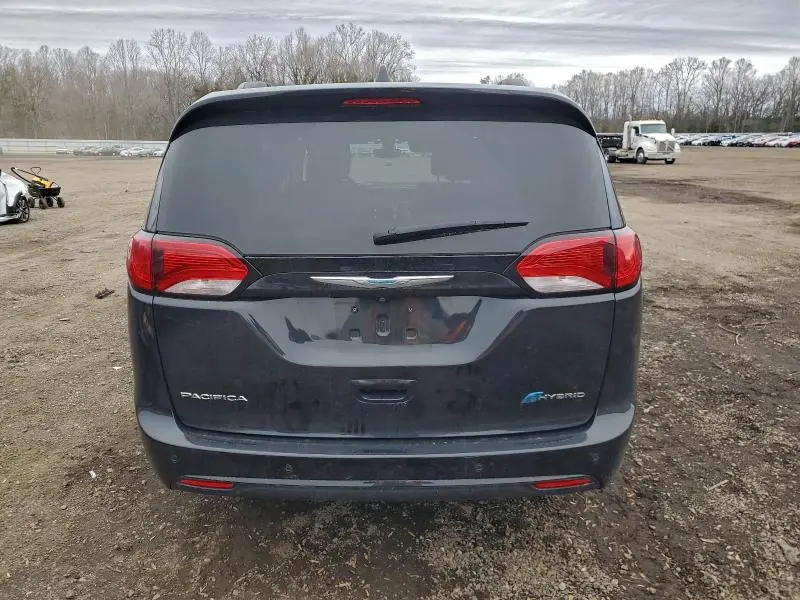2018 CHRYSLER PACIFICA HYBRID LIMITED  