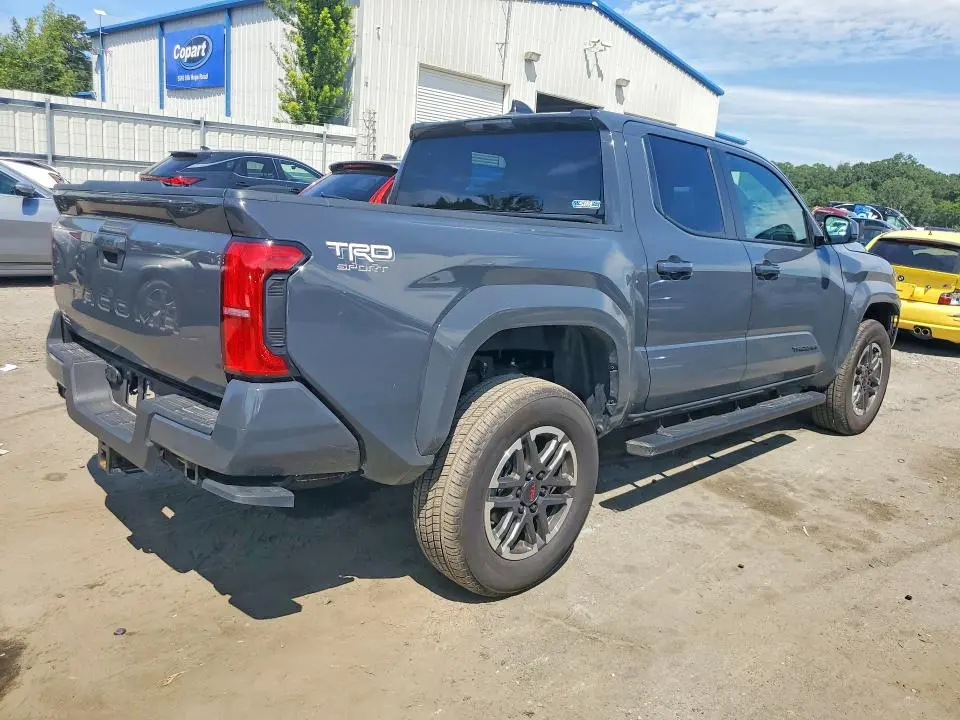 2025 TOYOTA TACOMA TRD SPORT  
