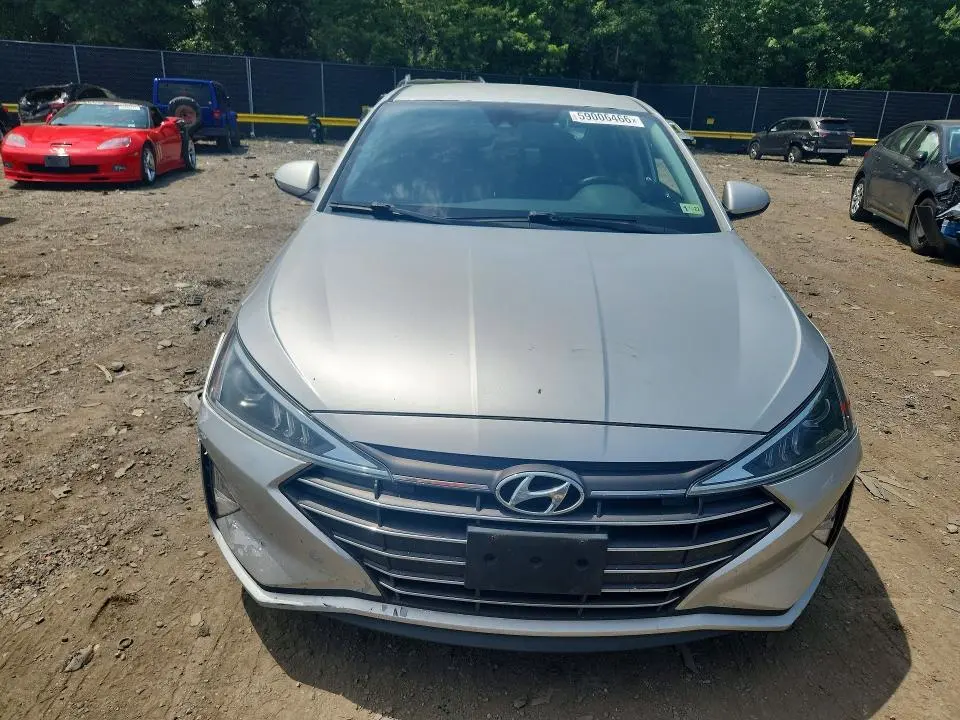 2019 HYUNDAI ELANTRA SEL  