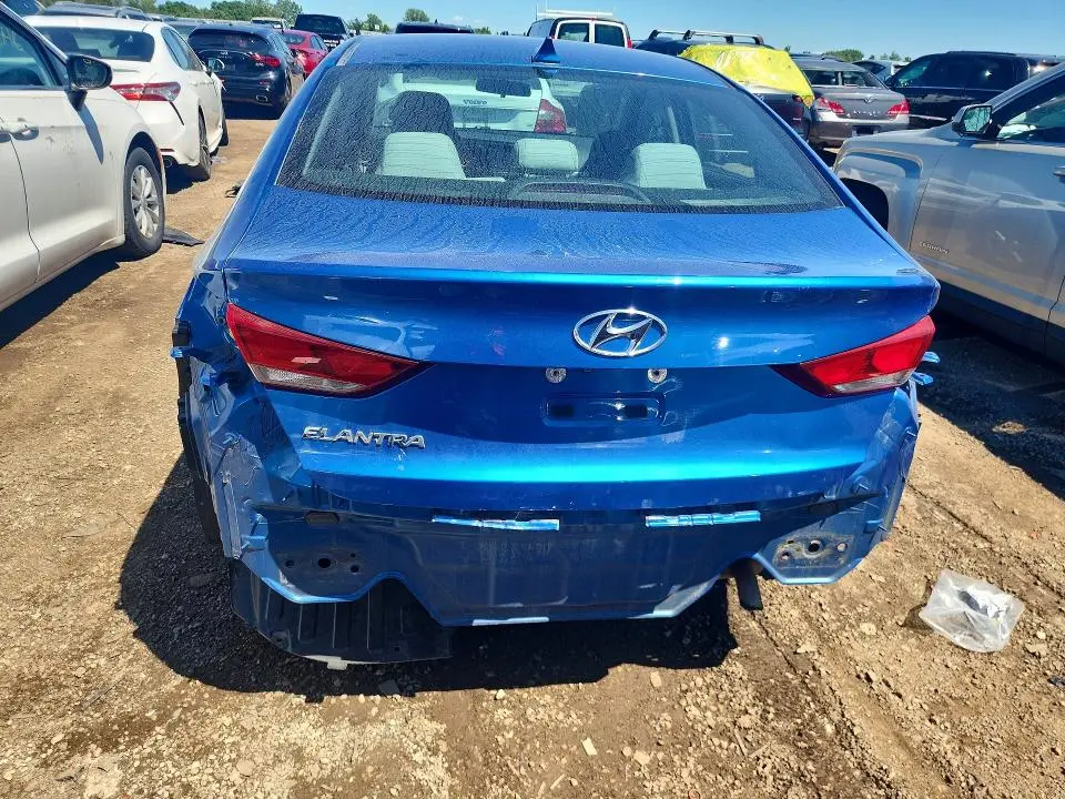 2017 HYUNDAI ELANTRA SE  