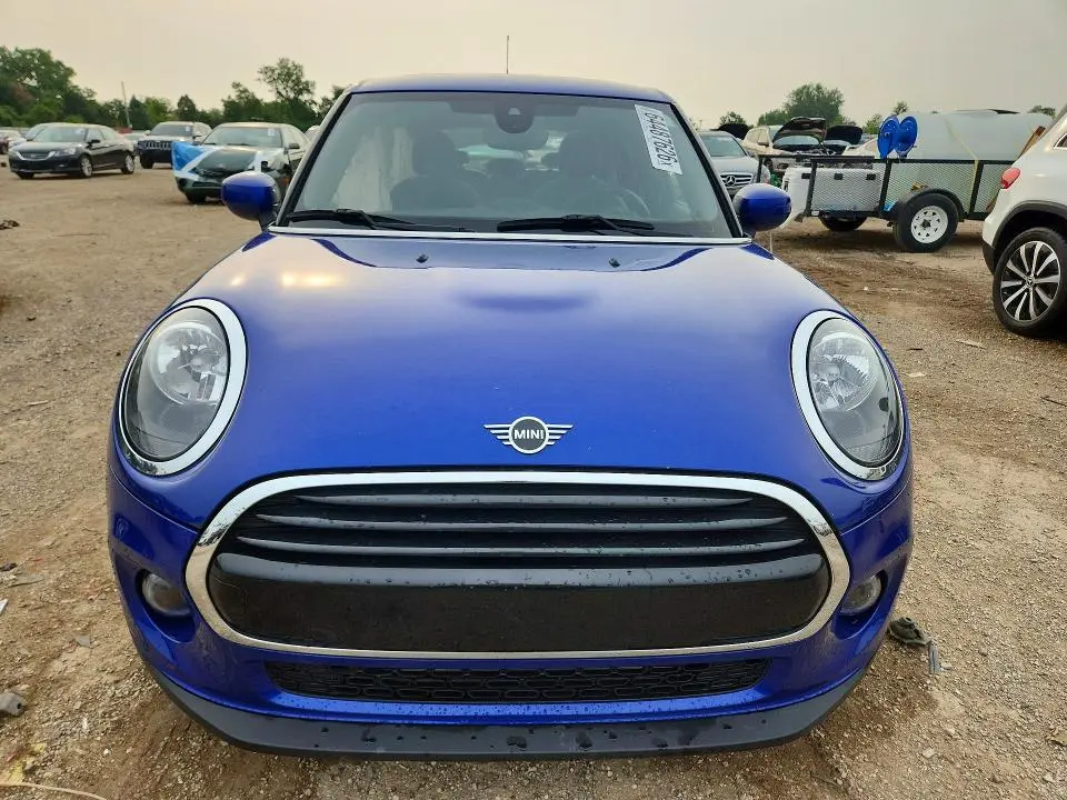 2021 MINI COOPER   