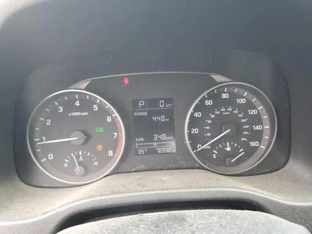 2018 HYUNDAI ELANTRA SE  