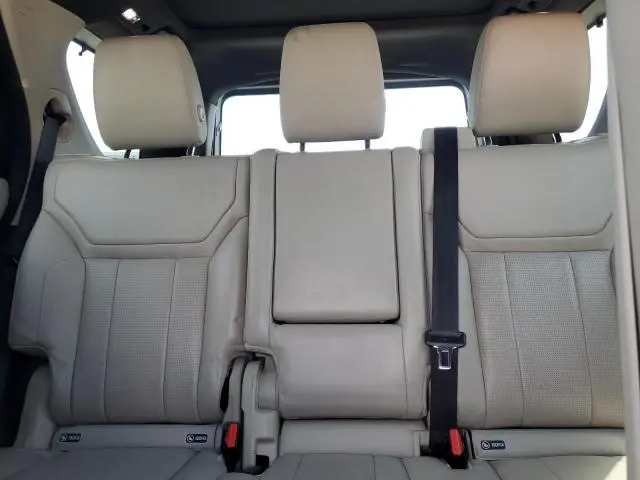 2017 LAND ROVER DISCOVERY SE  