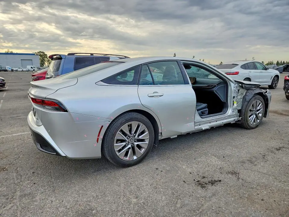 2024 TOYOTA MIRAI XLE  
