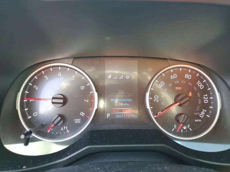 2019 TOYOTA RAV4 LE  