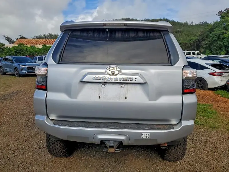 2020 TOYOTA 4RUNNER SR5/SR5 PREMIUM  