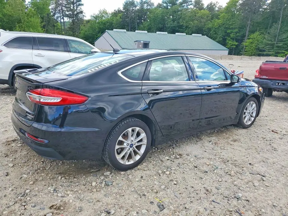 2020 FORD FUSION TITANIUM  