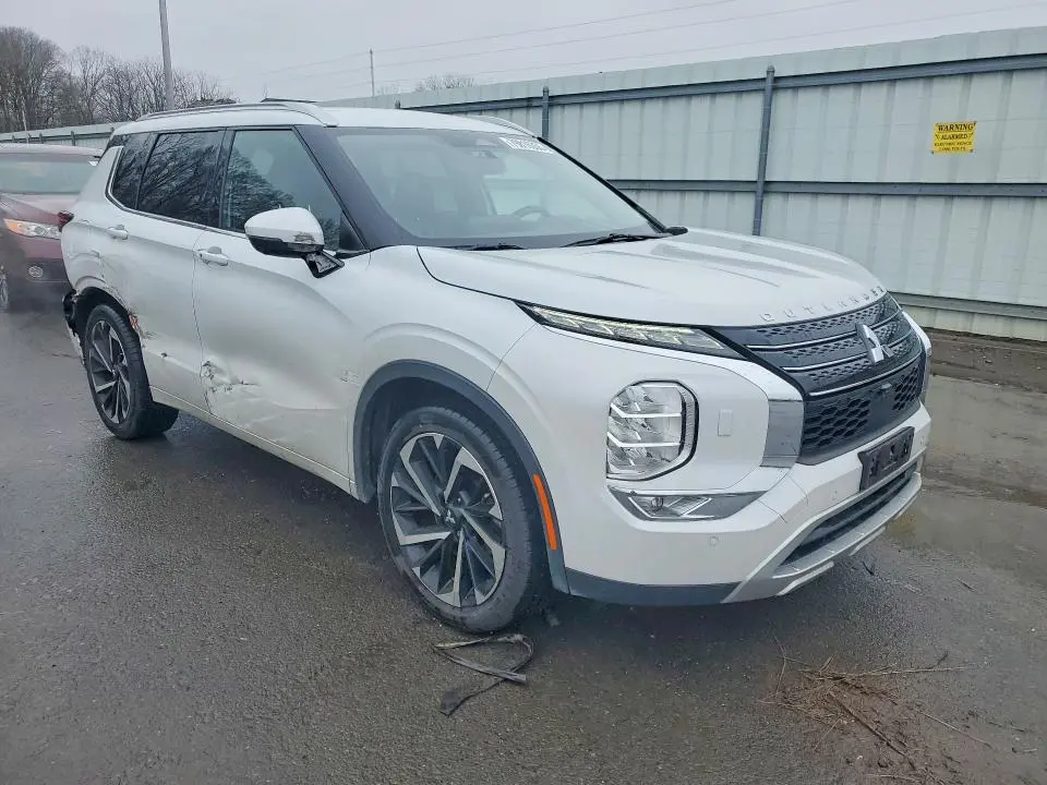 2022 MITSUBISHI OUTLANDER SEL  