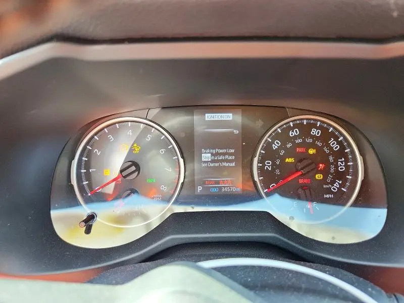 2022 TOYOTA RAV4 XLE  