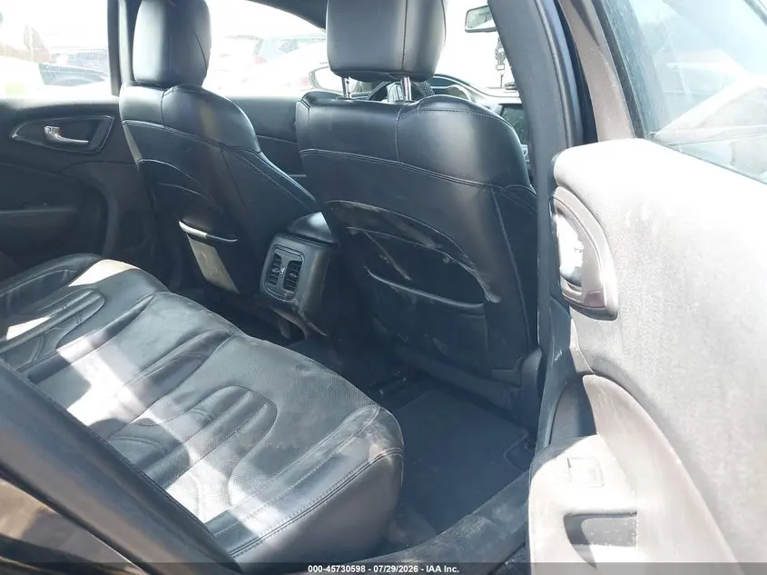 2015 CHRYSLER 200 S