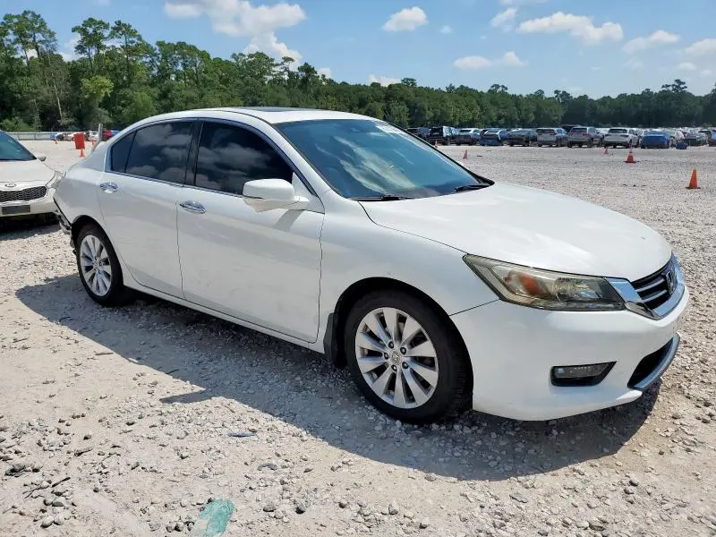 2015 HONDA ACCORD TOURING  