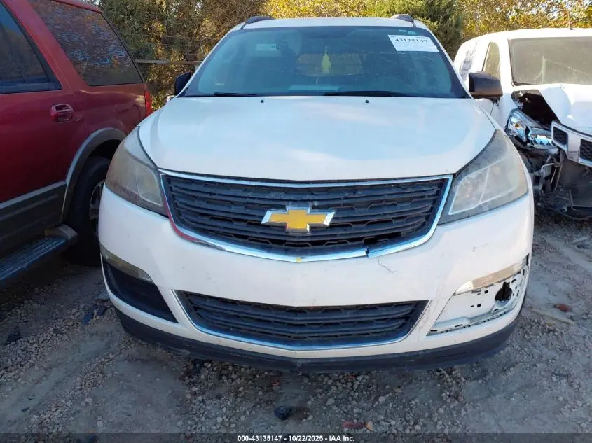 2014 CHEVROLET TRAVERSE LS