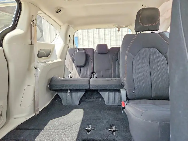 2018 CHRYSLER PACIFICA LX  