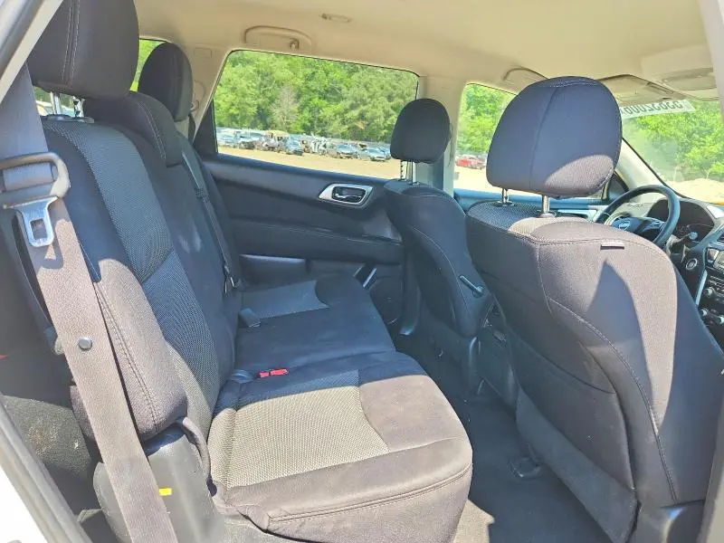 2017 NISSAN PATHFINDER S  