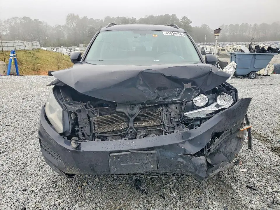 2017 VOLKSWAGEN TIGUAN S  