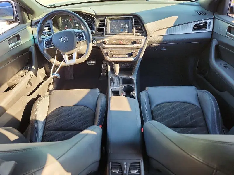 2019 HYUNDAI SONATA SPORT  