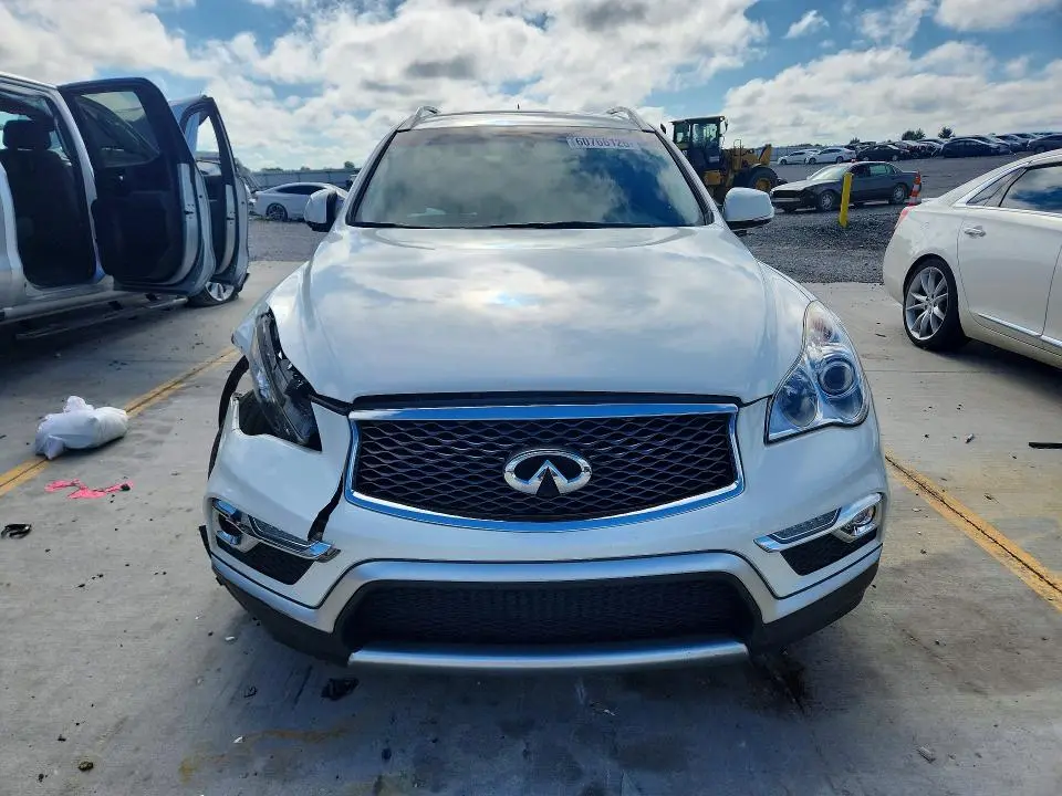 2017 INFINITI QX50 BASE  