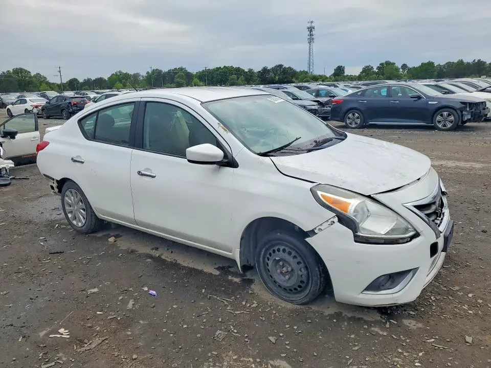 2016 NISSAN VERSA 1.6 SV  