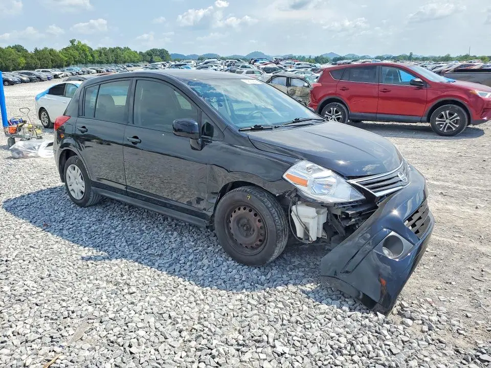 2011 NISSAN VERSA 1.8 S  