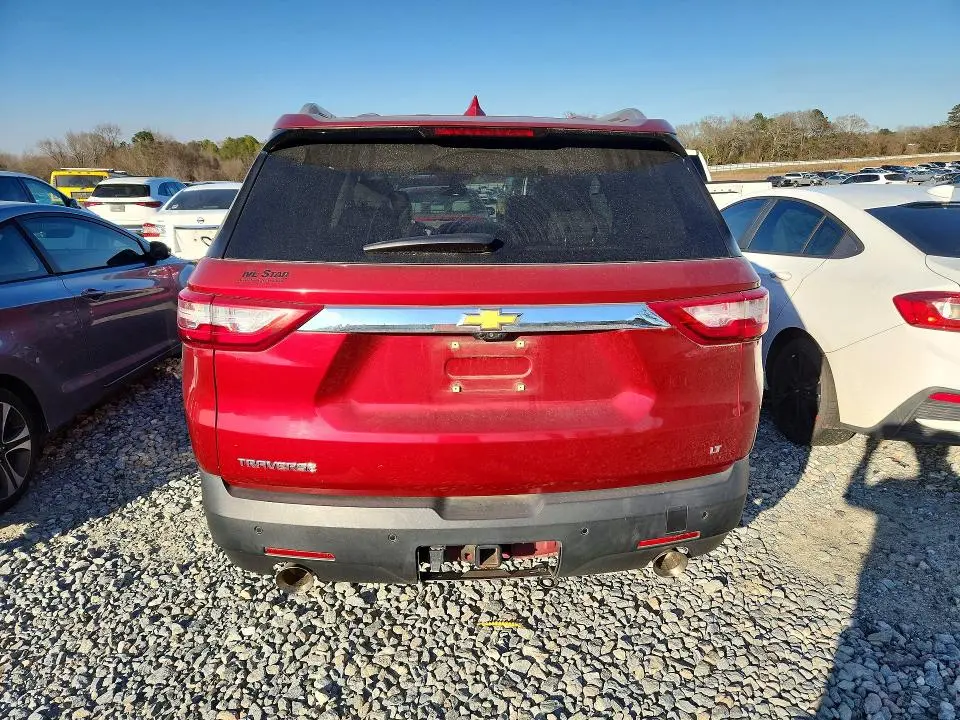 2018 CHEVROLET TRAVERSE LT  