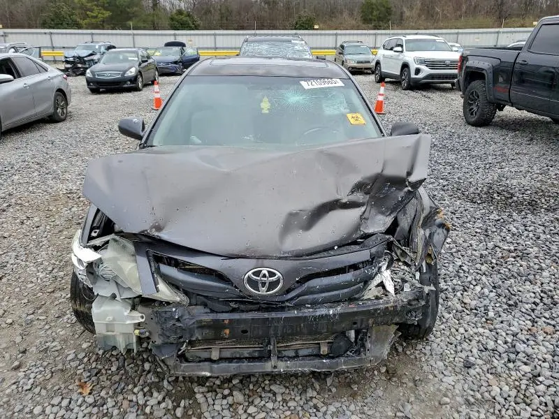 2011 TOYOTA CAMRY LE  